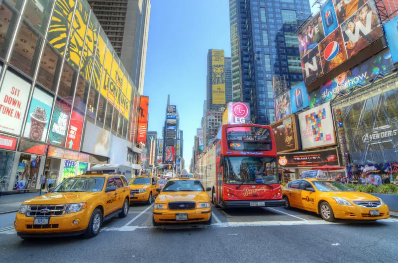 cuanto cuesta un taxi del aeropuerto jfk a times square - Cómo moverte del aeropuerto JFK a Manhattan