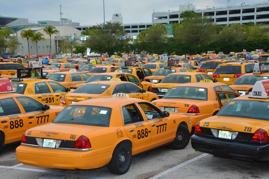 aplicaciones de taxi en miami - Qué aplicaciones de transporte hay en Miami